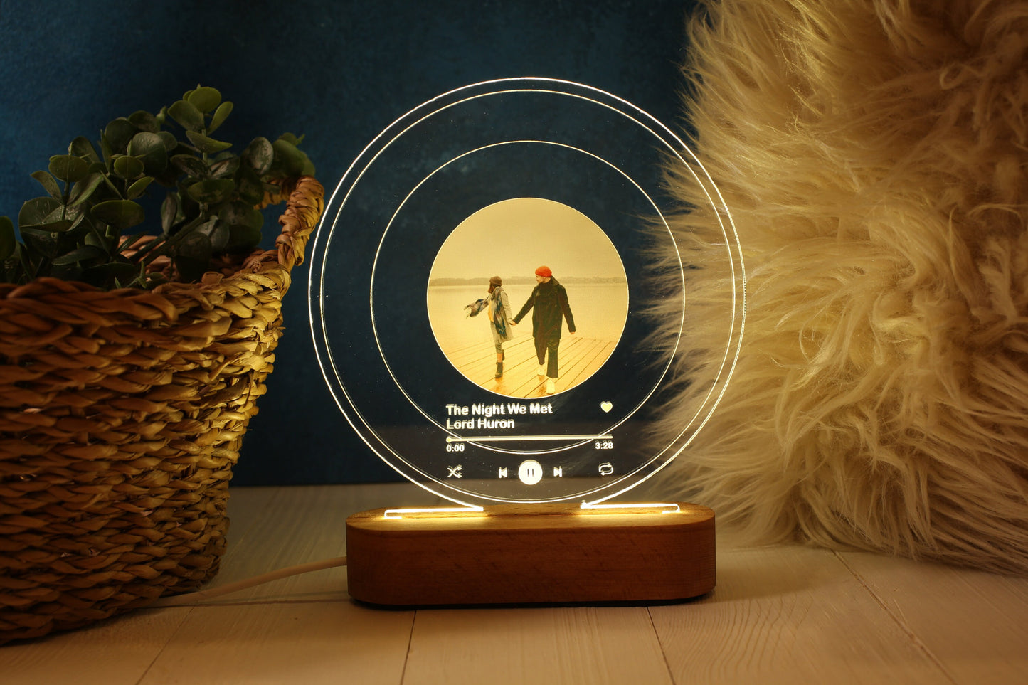 Kişiselleştirilmiş Eşcinsel Çift Resim Çerçevesi Gece Lambası - LGBTQ Düğün